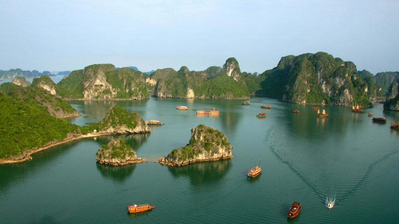 Pro’s and Con’s of spending Tet Holiday on Halong Bay overnight cruises - bhaya cruise - halong bay vietnam