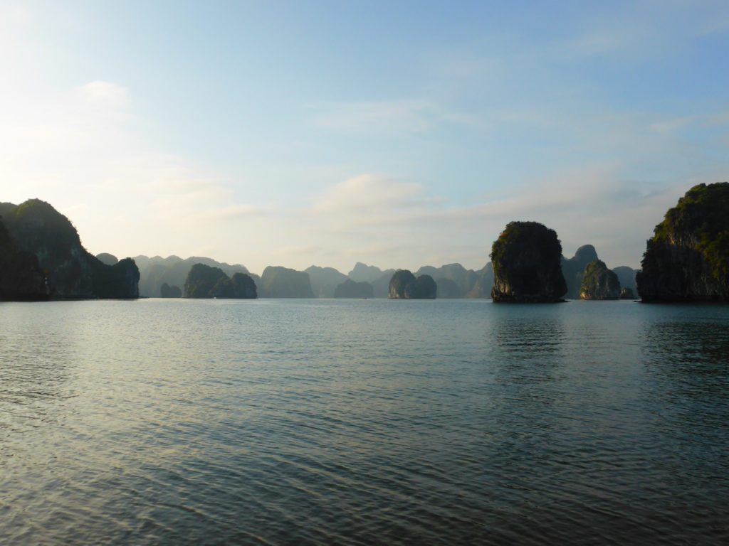 lan-ha-bay