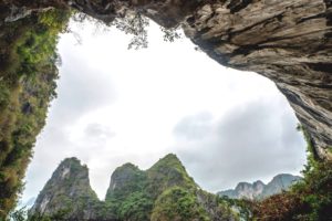 trinh-nu-cave
