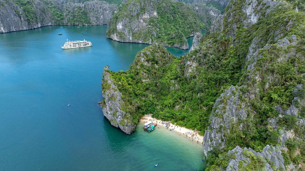 halong bay