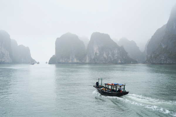 Halong Bay weather in winter