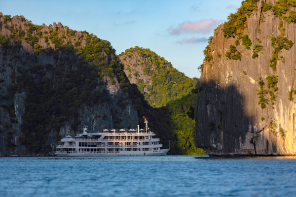 Discover Halong Bay with a Free Hotel Stay in Hanoi!