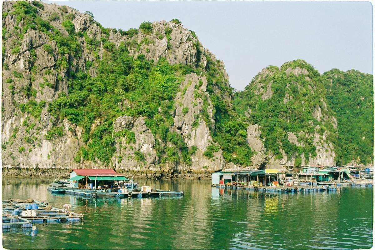 Practical Tips for a Seamless Singapore - Ha Long Journey