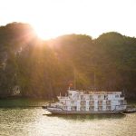3 days explore Halong Bay on wooden boat
