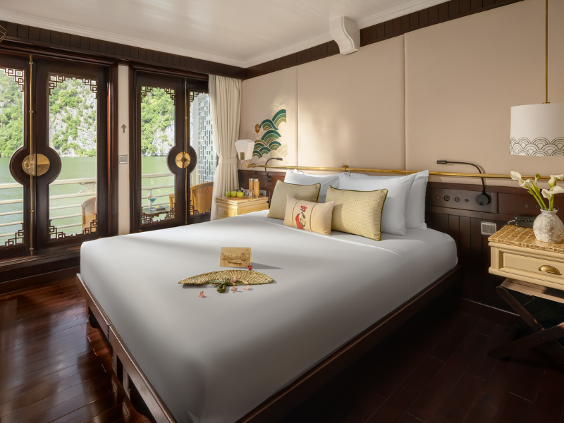 The luxury Au Co cruise Halong Bay