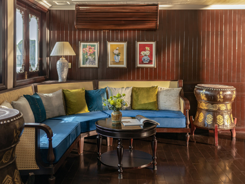 The overnight cruise Reception area