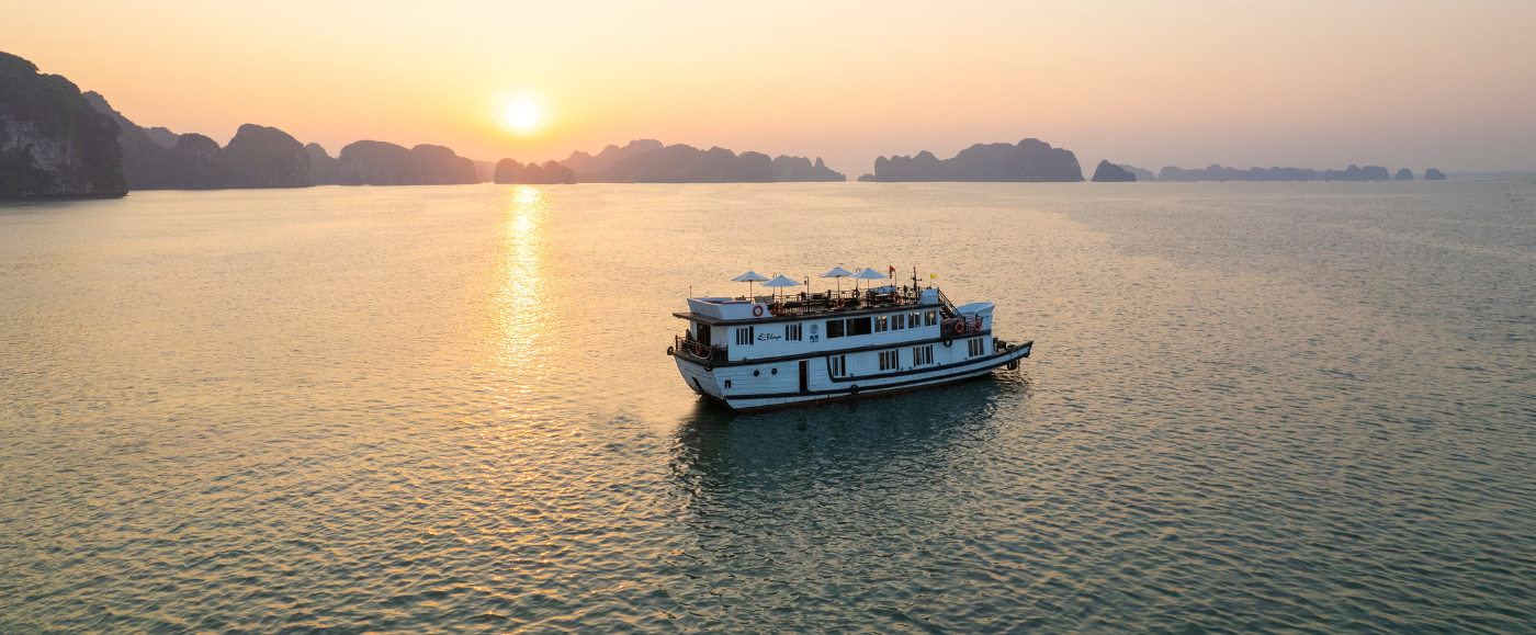 Bhaya Legend Private Cruise Halong Bay Bai Tu Long Bay Lan Bay