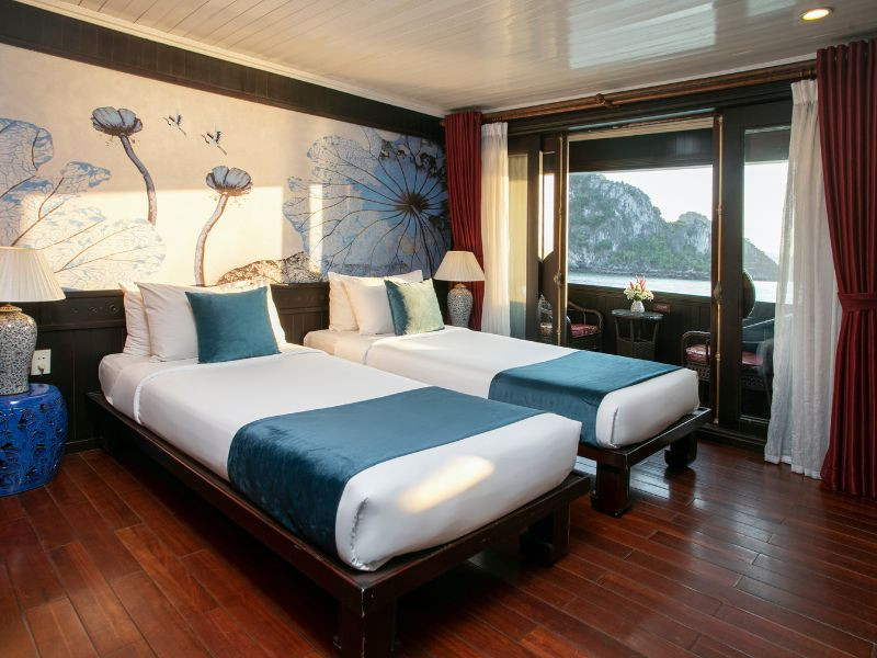 2 Days Bai Tu Long Bay on Private cruise