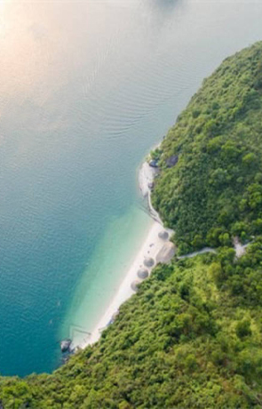 Soi Sim beach Halong bay