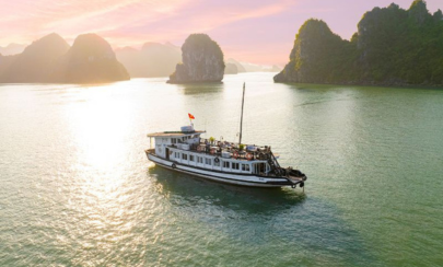 Bhaya Private Legend Cruise 2 days Bai Tu Long Bay