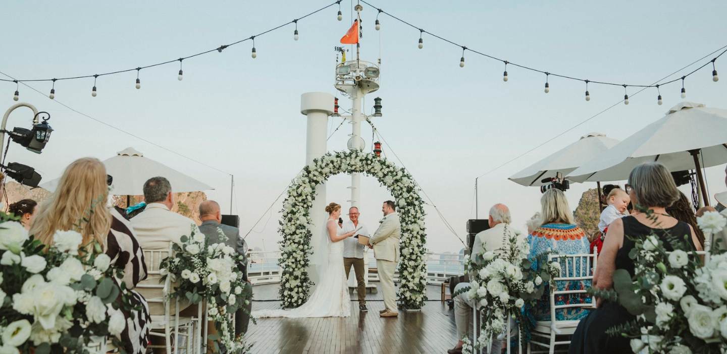 Wedding in Halong Bay