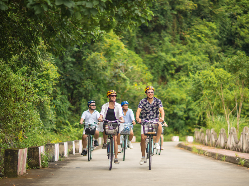 The luxury Au Co cruise 2 days on Halong Bay