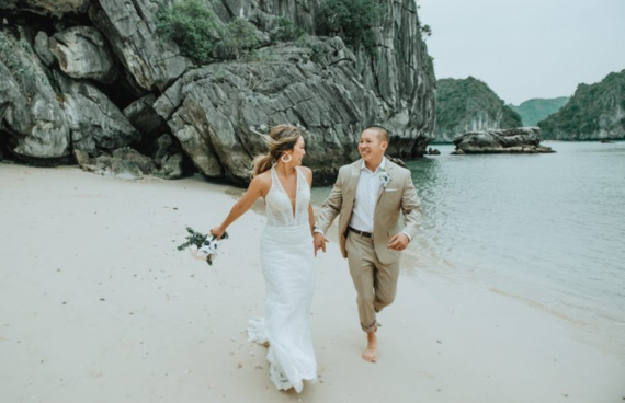 Wedding themes Halong Bay cruise