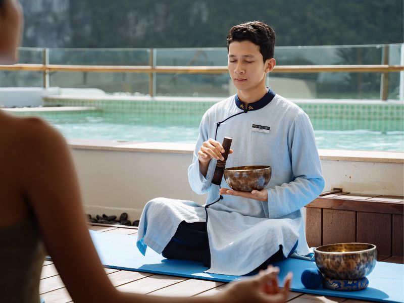 Bhaya Soul Yoga retreat cruise Halong Bay - Meditation