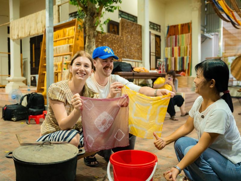 Silk Hoa Lu Loom Ninh Binh workshop