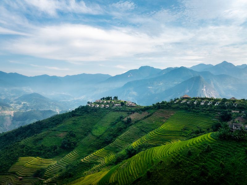 Halong Sapa Tour - Topas Ecolodge